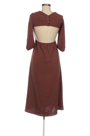 Φόρεμα Stradivarius, Μέγεθος S, Χρώμα Καφέ, Τιμή 14,83 €