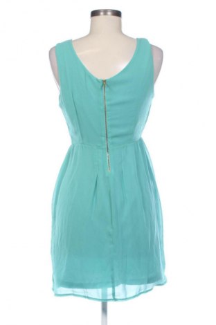 Ruha Stradivarius, Méret L, Szín Zöld, Ár 5 776 Ft
