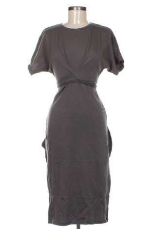 Kleid Trendyol, Größe M, Farbe Grau, Preis 25,00 €