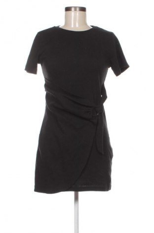 Kleid Trendyol, Größe L, Farbe Schwarz, Preis 25,00 €