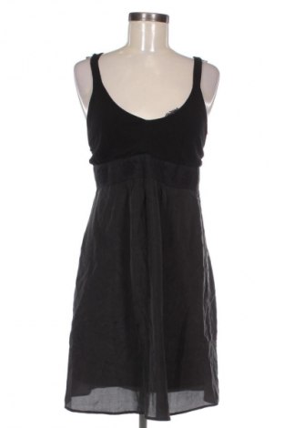 Šaty  Trussardi Jeans, Velikost L, Barva Černá, Cena  1 646,00 Kč
