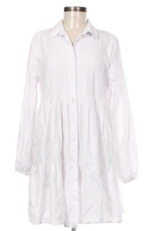 Ruha Unbranded, Méret M, Szín Fehér, Ár 12 979 Ft
