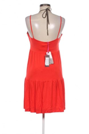 Ruha Unbranded, Méret M, Szín Piros, Ár 9 384 Ft