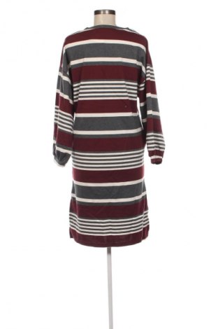 Kleid Unbranded, Größe XL, Farbe Mehrfarbig, Preis 20,99 €