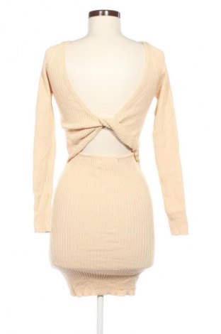 Sukienka Unbranded, Rozmiar M, Kolor ecru, Cena 95,99 zł