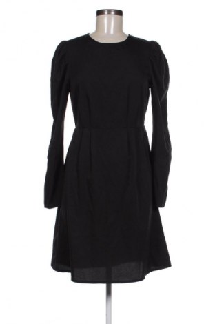 Рокля Vero Moda, Размер S, Цвят Черен, Цена 26,98 лв.