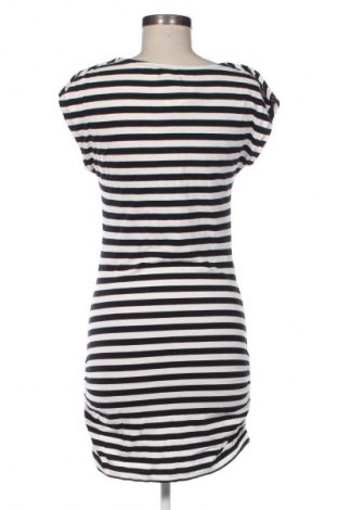 Φόρεμα Vero Moda, Μέγεθος M, Χρώμα Πολύχρωμο, Τιμή 14,00 €