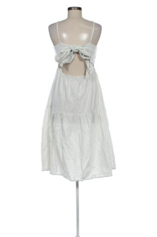 Kleid Vero Moda, Größe M, Farbe Mehrfarbig, Preis 27,68 €