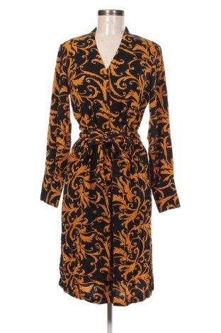 Kleid Y.A.S, Größe M, Farbe Mehrfarbig, Preis 42,05 €