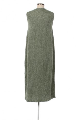 Rochie Zara, Mărime S, Culoare Verde, Preț 117,99 Lei