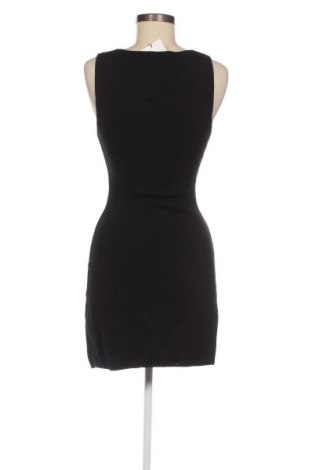 Kleid Zara, Größe M, Farbe Schwarz, Preis 31,68 €
