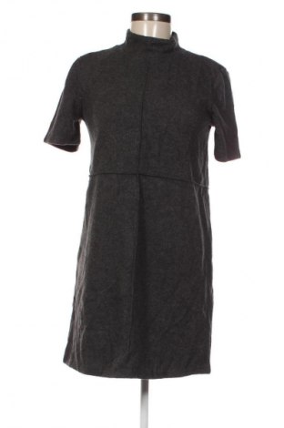 Kleid Zara, Größe M, Farbe Grau, Preis 18,99 €