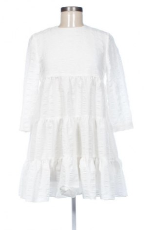 Kleid Zara, Größe XS, Farbe Weiß, Preis 13,80 €