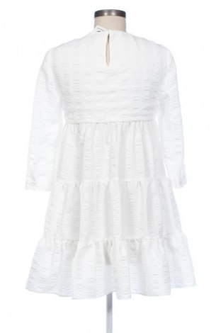 Kleid Zara, Größe XS, Farbe Weiß, Preis 13,80 €