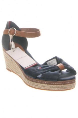 Sandały Tommy Hilfiger, Rozmiar 39, Kolor Niebieski, Cena 358,68 zł