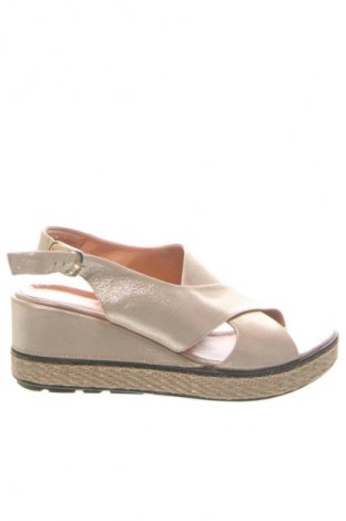 Sandale Unbranded, Mărime 39, Culoare Bej, Preț 163,16 Lei