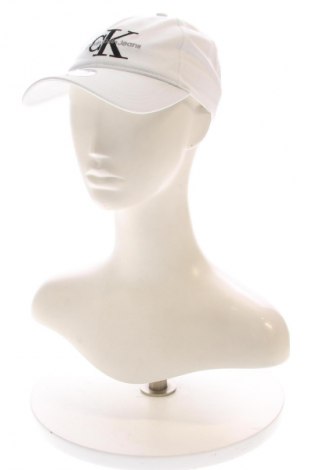Czapka Calvin Klein Jeans, Kolor Biały, Cena 183,99 zł