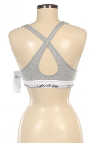 Сутиен Calvin Klein, Размер M, Цвят Сив, Цена 71,99 лв.