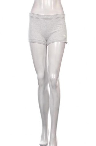 Дамски къс панталон Abercrombie & Fitch, Размер M, Цвят Сив, 95% памук, 5% еластан, Цена 34,20 лв.