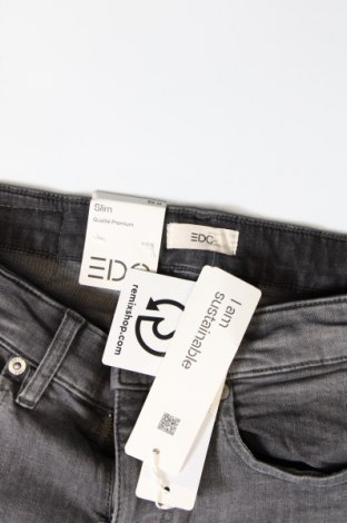 Γυναικείο κοντό παντελόνι Edc By Esprit, Μέγεθος M, Χρώμα Γκρί, 90% βαμβάκι, 10% ελαστάνη, Τιμή 13,76 €