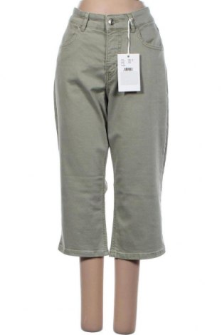 Γυναικείο κοντό παντελόνι Mac, Μέγεθος L, Χρώμα Πράσινο, 98% βαμβάκι, 2% ελαστάνη, Τιμή 30,67 €
