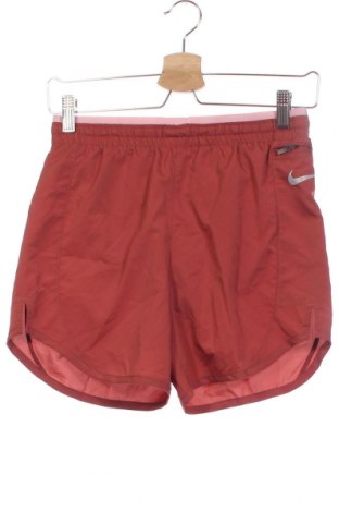 Дамски къс панталон Nike, Размер XS, Цвят Червен, Цена 36,40 лв.