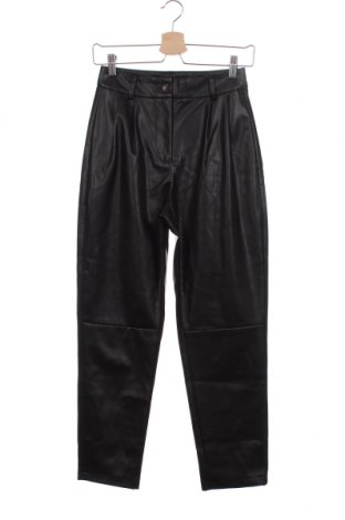 Дамски панталон Vero Moda, Размер XXS, Цвят Черен, Еко кожа, Цена 35,55 лв.