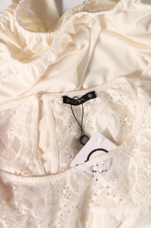 Дамска блуза Breal, Размер S, Цвят Бял, Цена 6,48 лв.