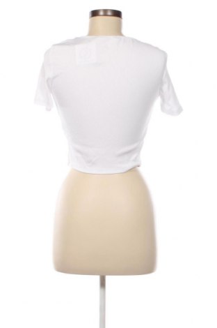 Damen Shirt Pull&Bear, Größe M, Farbe Weiß, Preis € 15,98