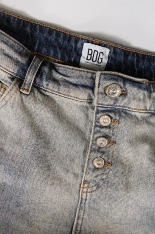 Дамски къс панталон BDG, Размер XXL, Цвят Сив, Цена 72,00 лв.