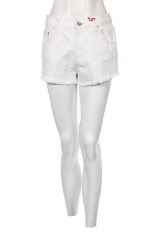 Damen Shorts BDG, Größe M, Farbe Weiß, Preis 4,82 €