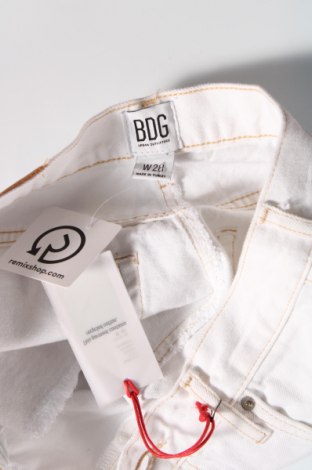 Damen Shorts BDG, Größe M, Farbe Weiß, Preis 4,82 €
