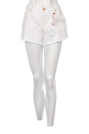 Дамски къс панталон BDG, Размер L, Цвят Бял, Цена 9,36 лв.