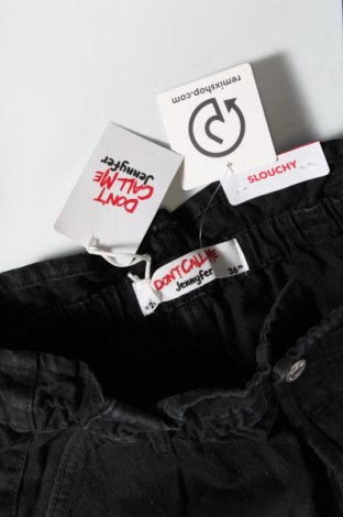 Дамски къс панталон Jennyfer, Размер S, Цвят Черен, Цена 31,00 лв.