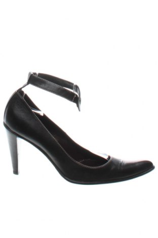Dámske topánky  Coccinelle, Veľkosť 38, Farba Čierna, Cena  83,35 €