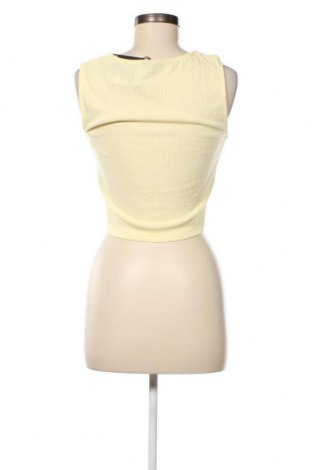 Γυναικείο αμάνικο μπλουζάκι Pieces, Μέγεθος L, Χρώμα Κίτρινο, Τιμή 3,34 €