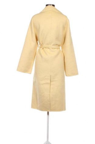 Дамско палто Mango, Размер S, Цвят Жълт, Цена 205,00 лв.