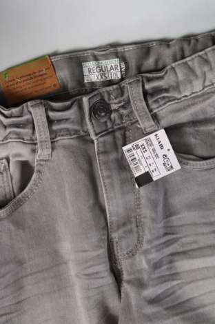 Детски къс панталон Kiabi, Размер 13-14y/ 164-168 см, Цвят Сив, Цена 39,00 лв.