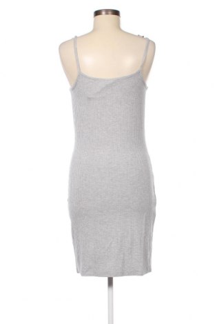 Kleid Noisy May, Größe M, Farbe Grau, Preis 4,98 €