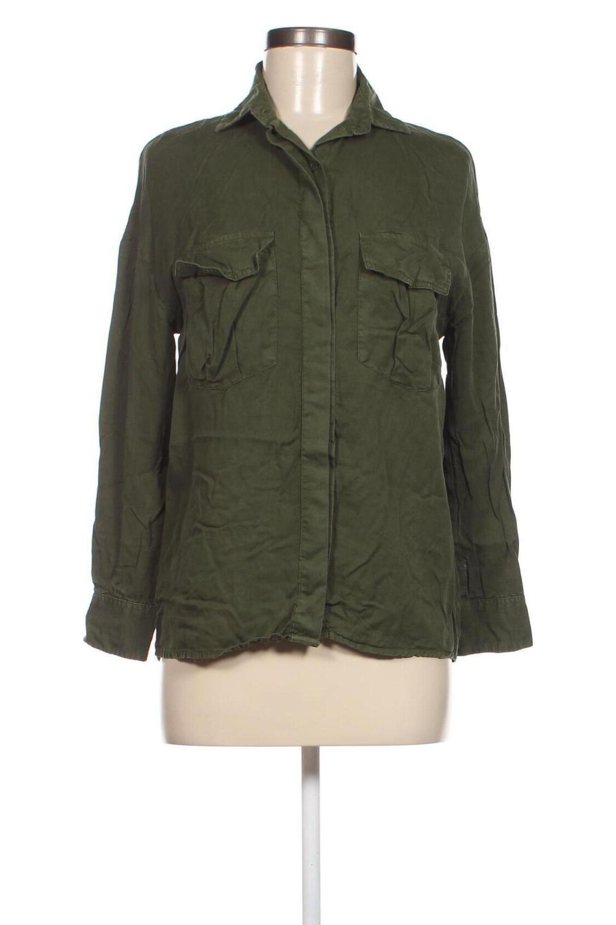 Γυναικείο πουκάμισο Bershka, Μέγεθος XS, Χρώμα Πράσινο, Τιμή 2,32 €