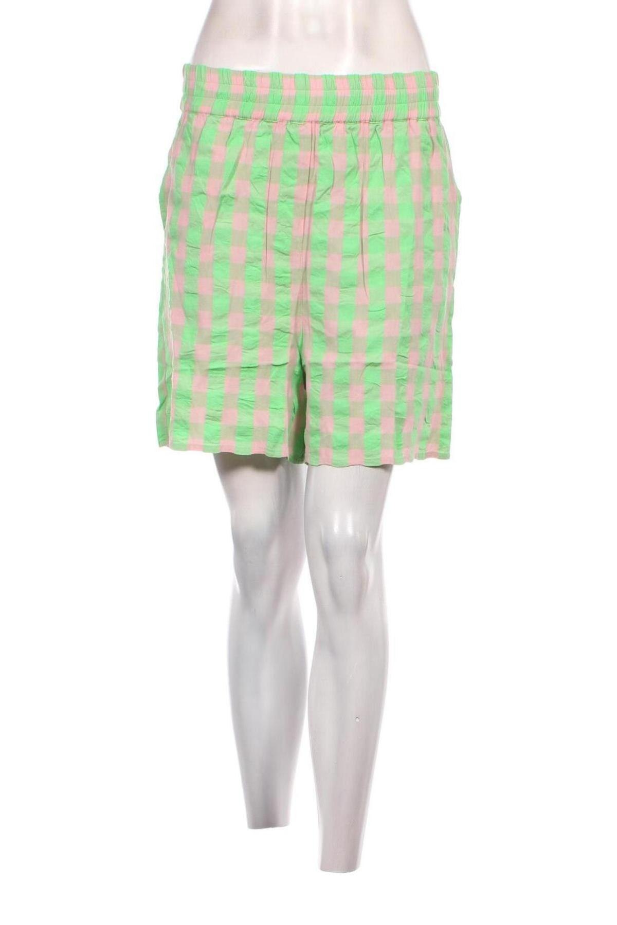 Γυναικείο κοντό παντελόνι Collusion, Μέγεθος S, Χρώμα Πολύχρωμο, Τιμή 6,96 €