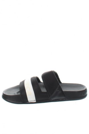 Papuci New Balance, Mărime 39, Culoare Negru, Preț 236,99 Lei