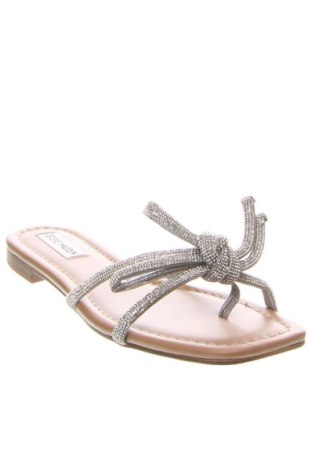 Hausschuhe Steve Madden, Größe 40, Farbe Silber, Preis 35,99 €