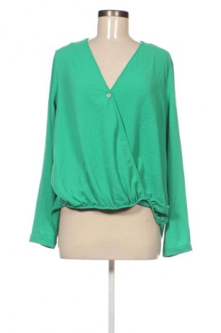 Damen Shirt, Größe M, Farbe Grün, Preis € 3,99