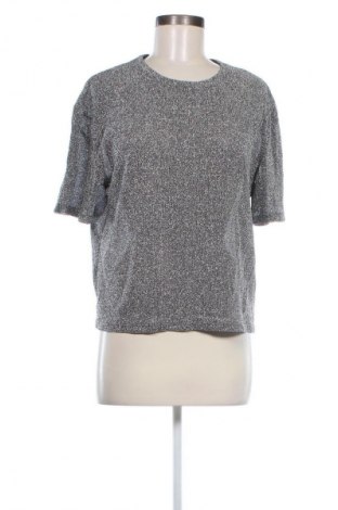 Damen Shirt, Größe S, Farbe Silber, Preis 3,99 €