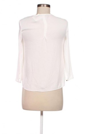 Damen Shirt Bershka, Größe S, Farbe Weiß, Preis € 2,99