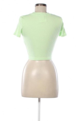 Damen Shirt Bershka, Größe S, Farbe Grün, Preis € 6,99