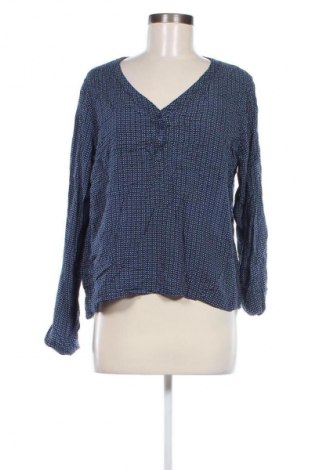 Damen Shirt Cecilia Classics, Größe M, Farbe Blau, Preis € 3,49