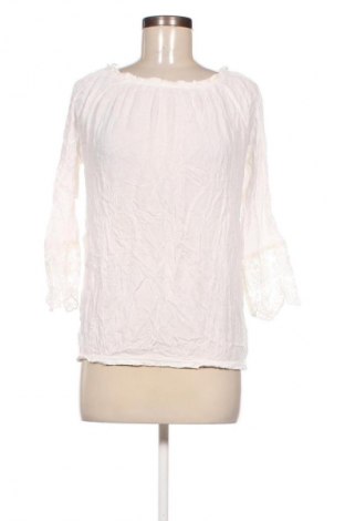 Damen Shirt Gina, Größe M, Farbe Weiß, Preis 3,99 €