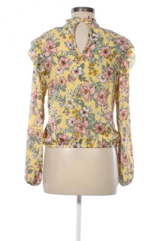 Damen Shirt Gina Tricot, Größe S, Farbe Mehrfarbig, Preis € 3,99